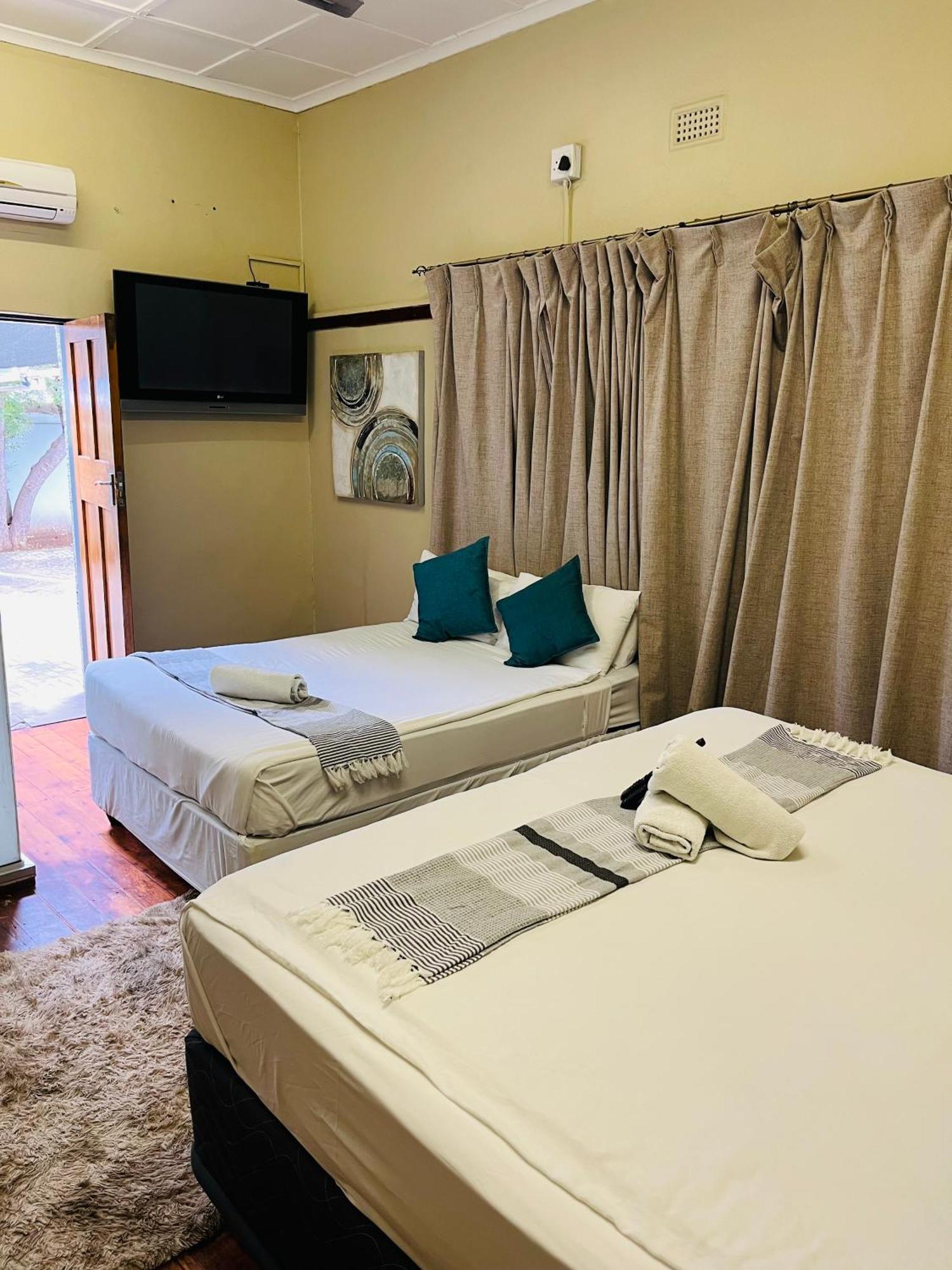 St Eve Lodge & Spa Bloemfontein Exterior photo